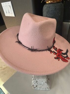 SellersMerch Pink Wool Fedora with Barbed Wire Band and Red Floral Patch
